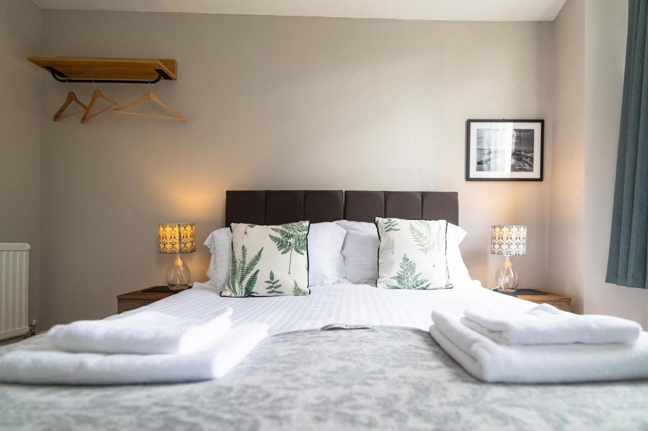 Sleepy Puffin Guest House Tenby Exterior foto